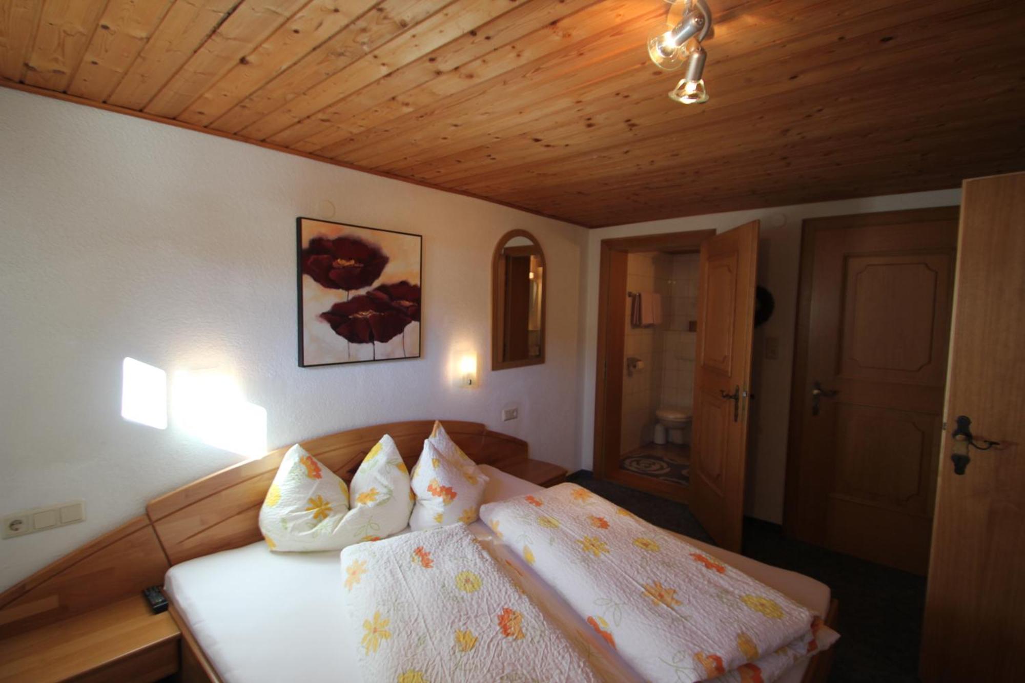 Waldhof Villa Umhausen Room photo